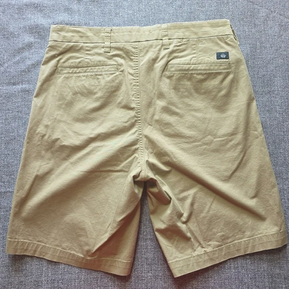 Dockers Shorts Men's Size 31 Khaki Supreme Flex